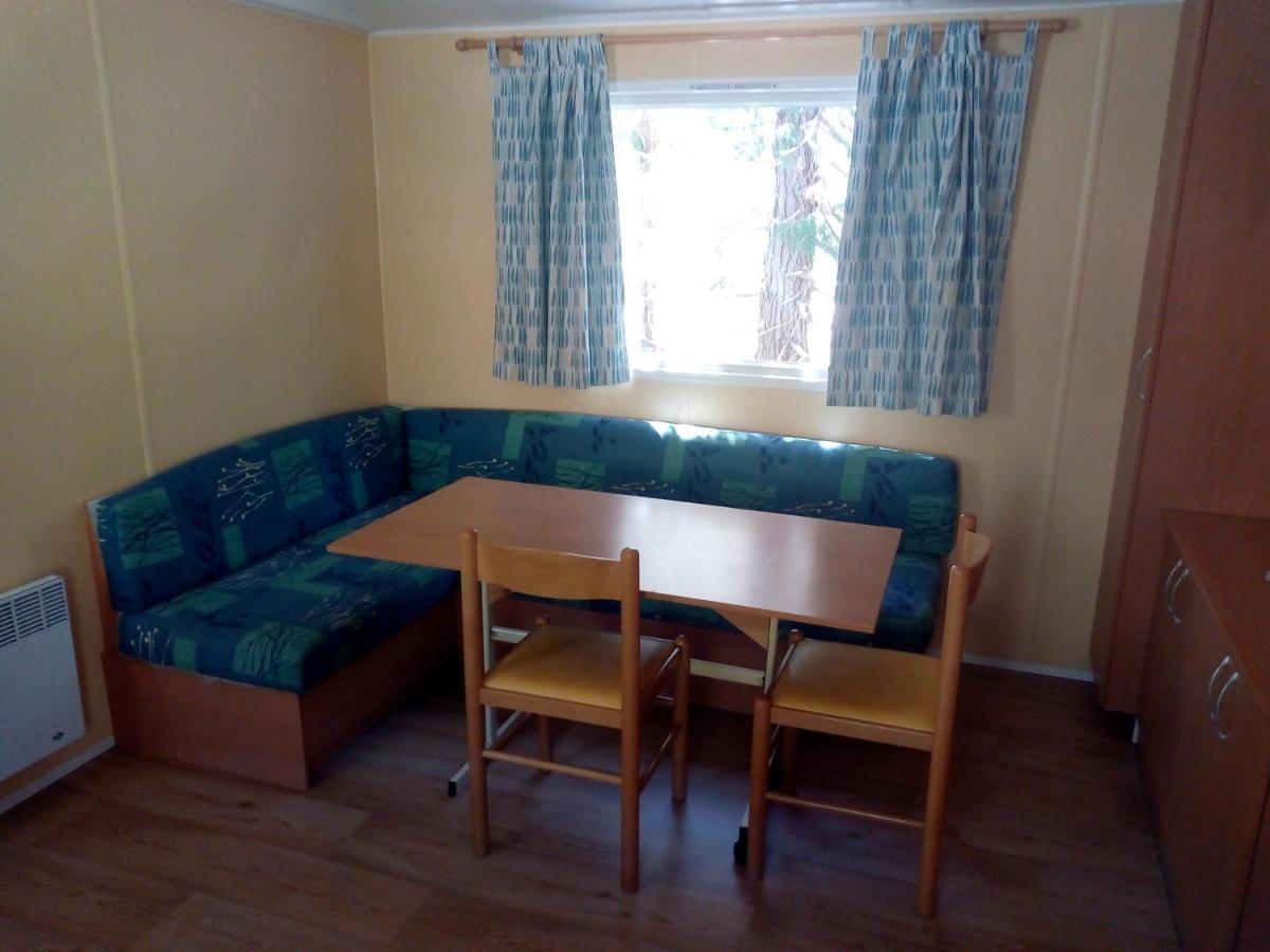 Camping Le Vialaret Nant Екстер'єр фото